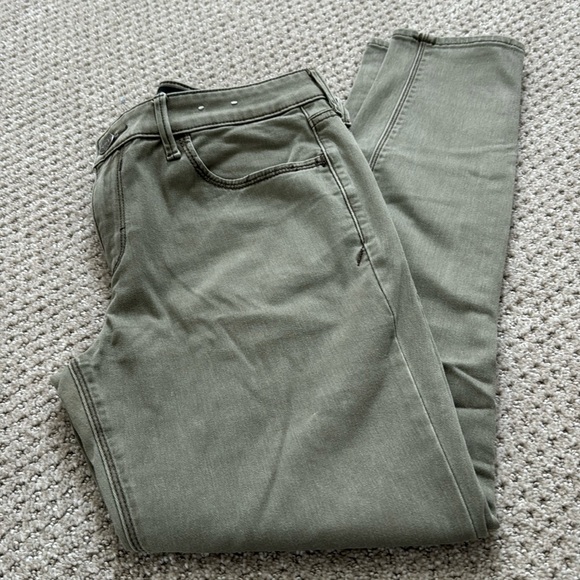 Express Denim - Express —Legging-Mid Rise- Stretch -Size 4